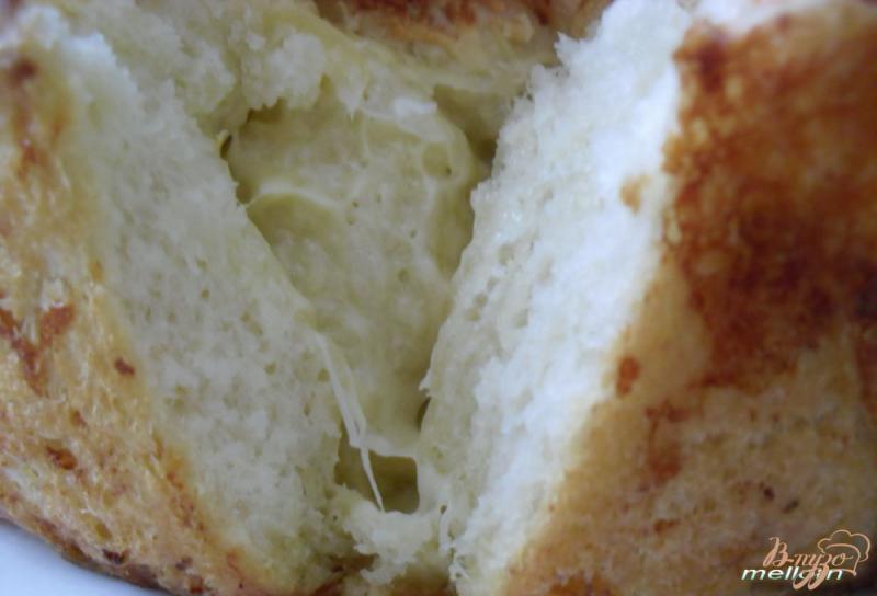 Фото приготовление рецепта: «Обезьяний» хлеб с сыром шаг №6