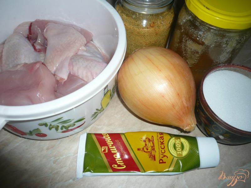 Фото приготовление рецепта: Курица в медово-луковом соусе шаг №1