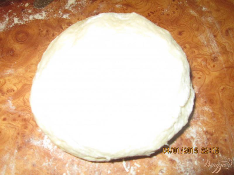 Фото приготовление рецепта: Сосиска в тесте шаг №4