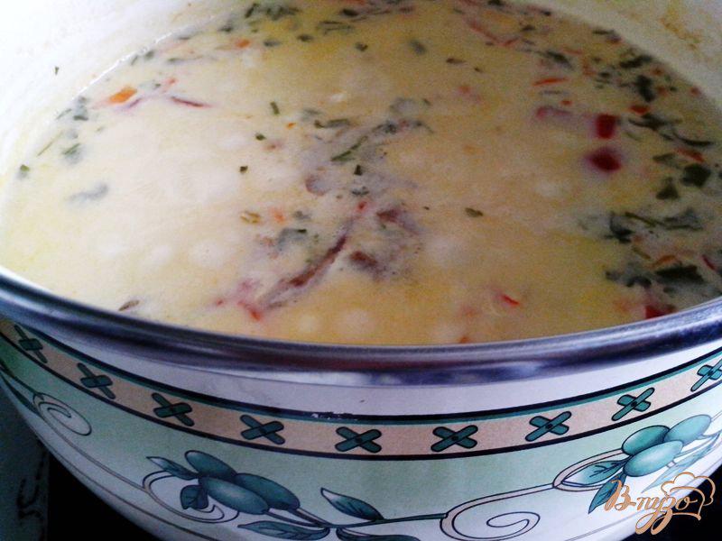 Фото приготовление рецепта: Сырный суп шаг №5