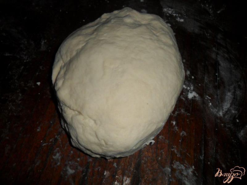 Фото приготовление рецепта: Пирог с повидлом и халвой шаг №1
