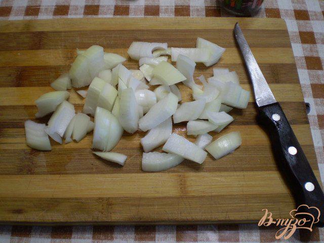 Фото приготовление рецепта: Картофель с грибами и стручковой фасолью шаг №2