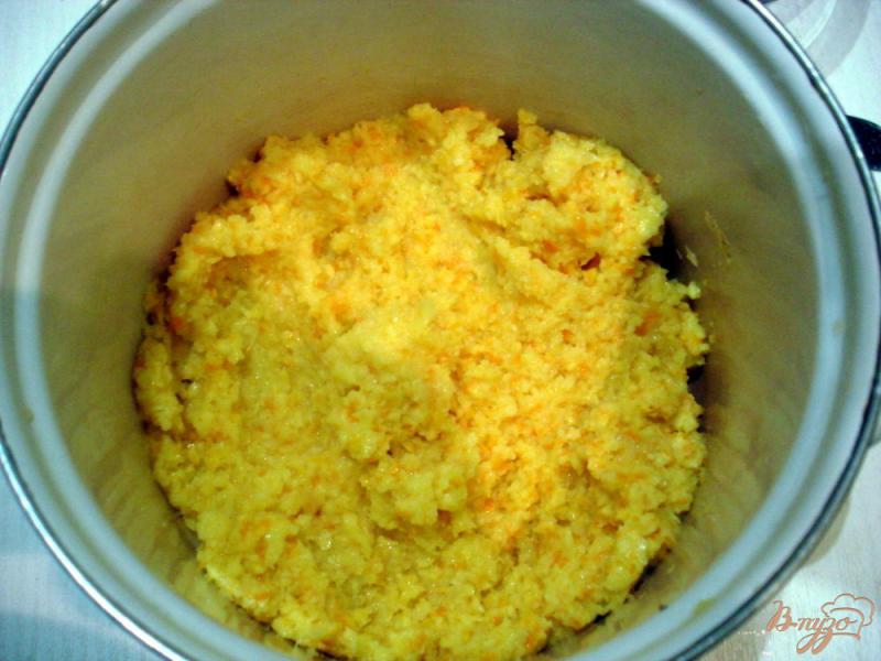 Фото приготовление рецепта: Напиток из апельсинов и лимона шаг №4
