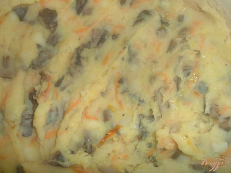Фото приготовление рецепта: Постное картофельное пюре с грибами шаг №7