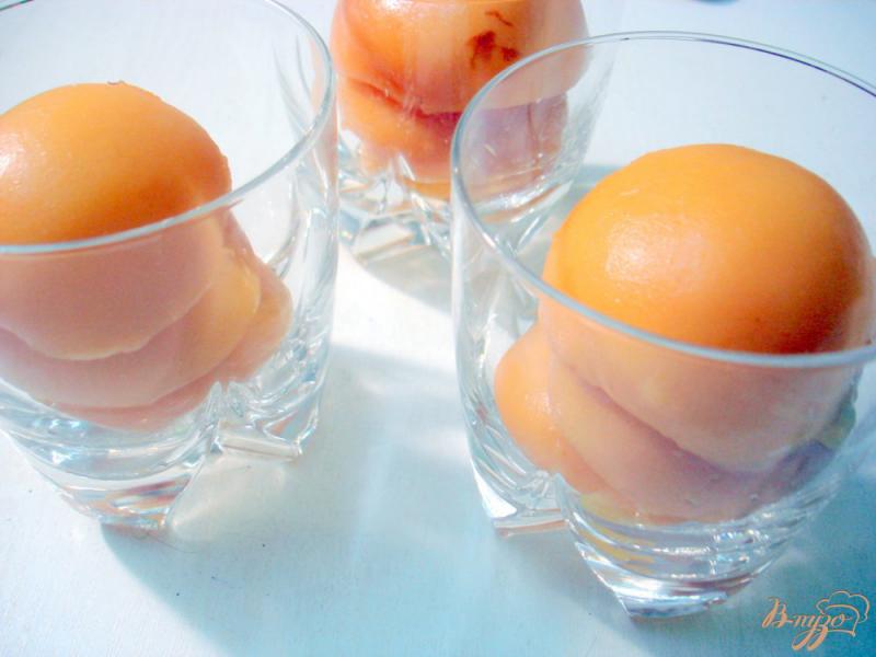 Фото приготовление рецепта: Персиковый  десерт шаг №3