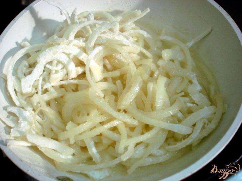Фото приготовление рецепта: Картофельное пюре с луком шаг №6