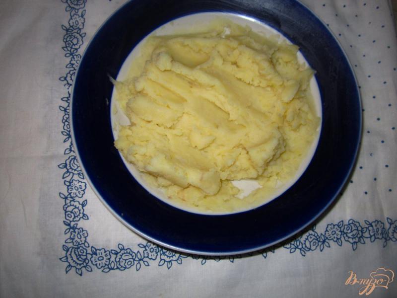 Фото приготовление рецепта: Картофельная запеканка с капустой шаг №1
