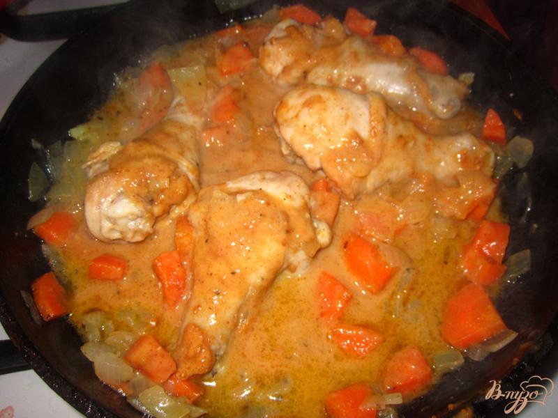 Фото приготовление рецепта: Куриные голени с арахисовым соусом шаг №5