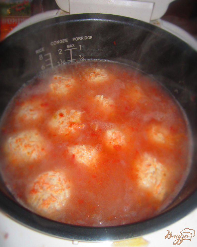 Фото приготовление рецепта: Куриные тефтели с рисом шаг №5