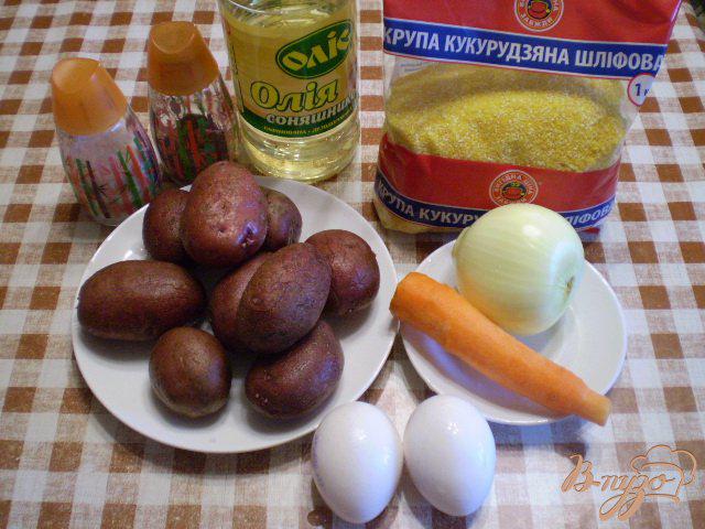 Фото приготовление рецепта: Суп кукурузный с яйцом и зеленью шаг №1