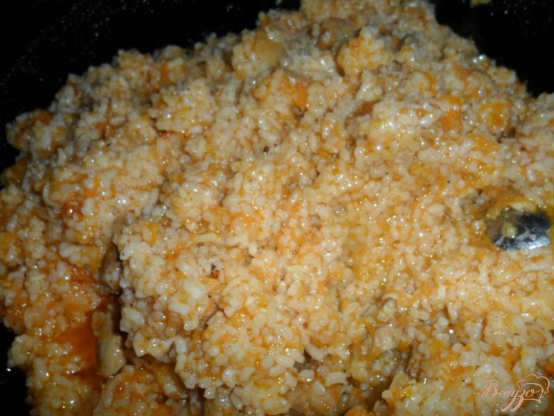 Фото приготовление рецепта: Рис с мясом шаг №4
