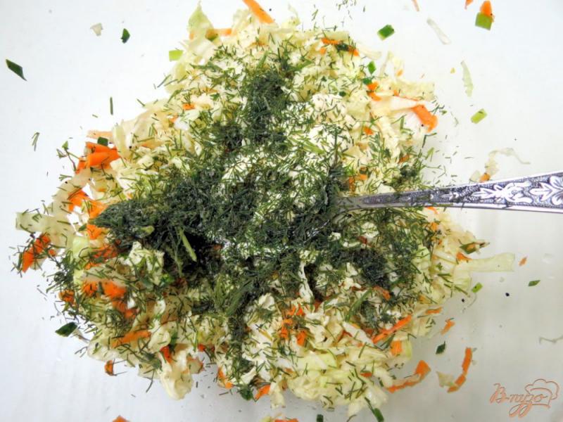Фото приготовление рецепта: Салат из пекинской капусты шаг №6