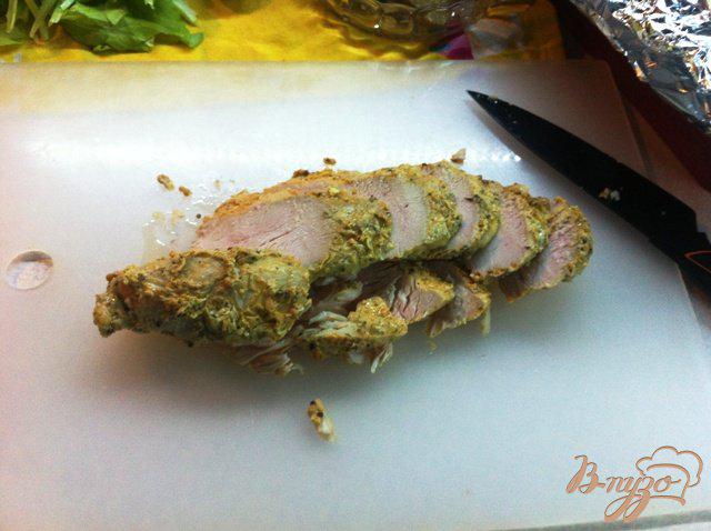 Фото приготовление рецепта: Куриная пастрома в оливковом масле шаг №4
