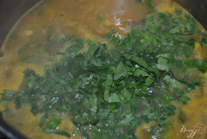 Фото приготовление рецепта: Суп-крем с брюссельской капустой и артишоками шаг №13