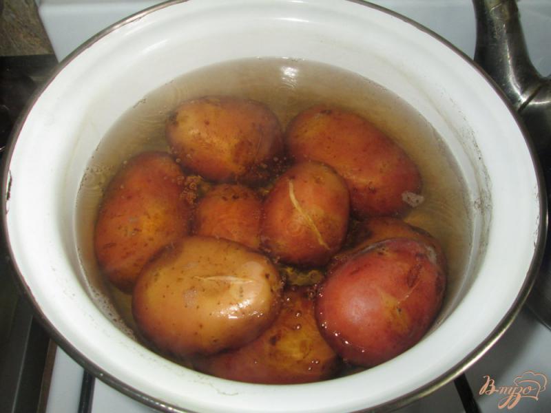 Фото приготовление рецепта: Чесночная картошка шаг №1