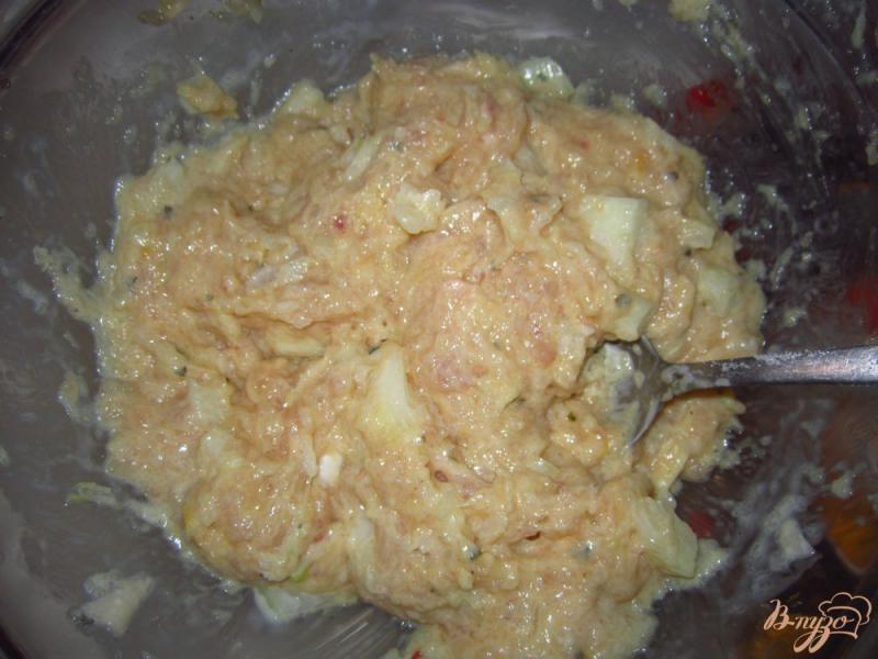 Фото приготовление рецепта: Запеченное куриное суфле шаг №3