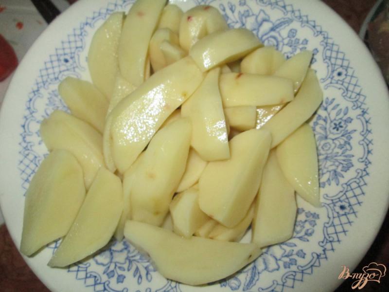 Фото приготовление рецепта: Тефтели с картофелем шаг №4