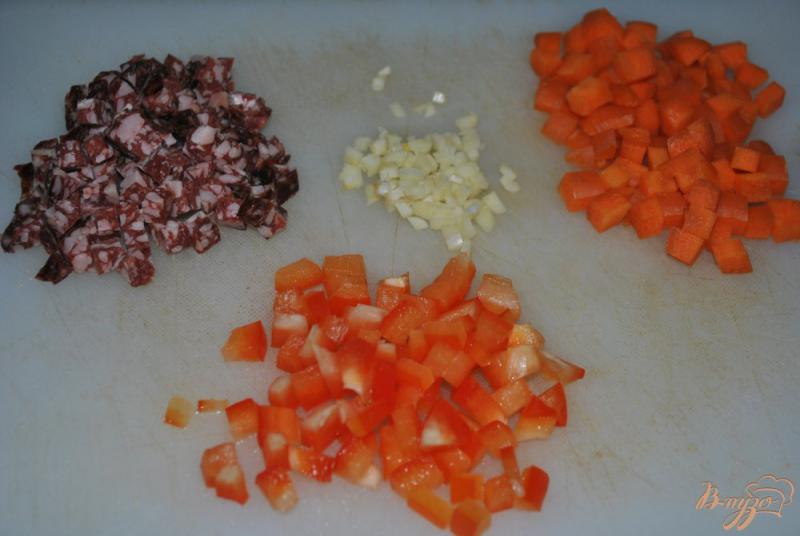 Фото приготовление рецепта: Рис с овощами шаг №1
