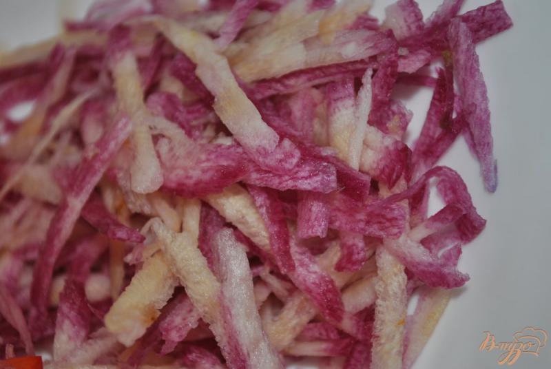 Фото приготовление рецепта: Салат с красной капусты шаг №2