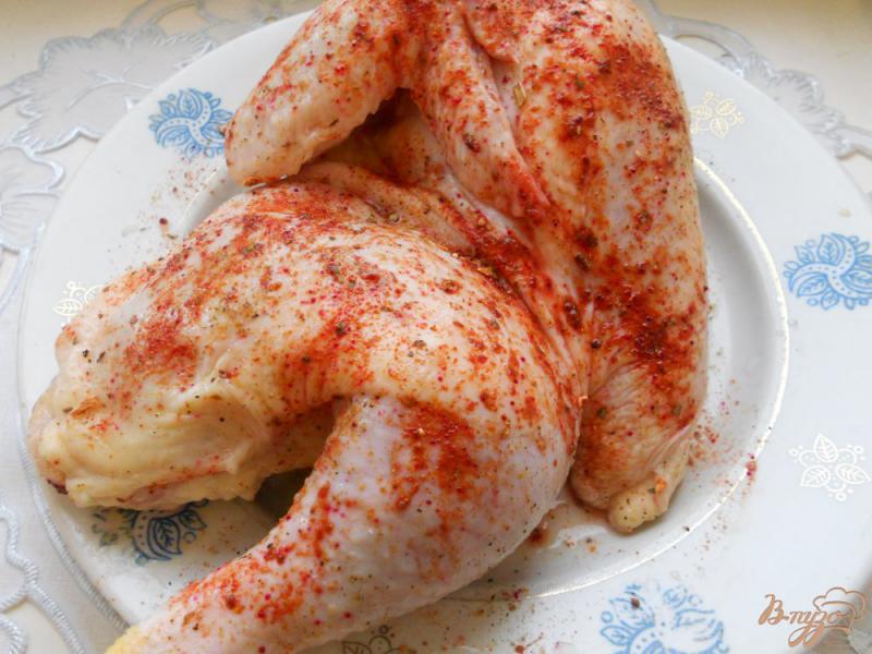 Фото приготовление рецепта: Курица запеченная с овощами шаг №1