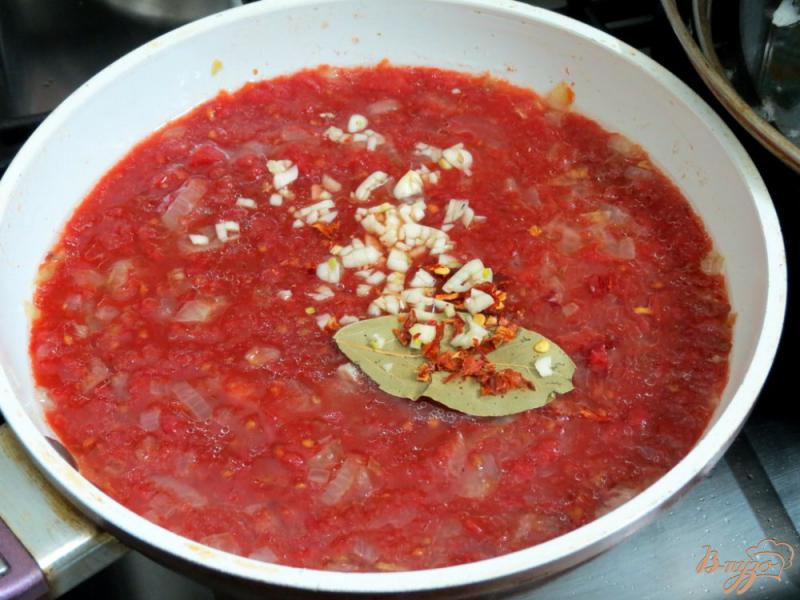 Фото приготовление рецепта: Подлива томатная на воде шаг №4