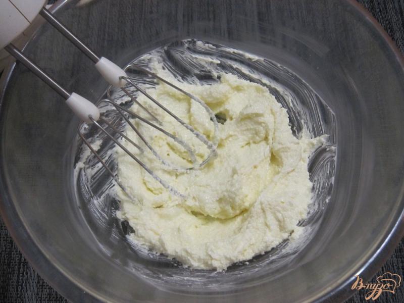 Фото приготовление рецепта: Кексы ванильные с кремом шаг №2