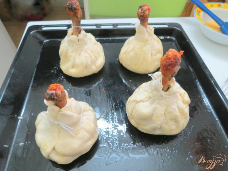 Фото приготовление рецепта: Куриные голени в мешочках шаг №13