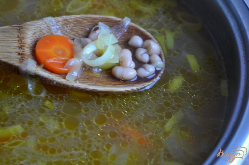 Фото приготовление рецепта: Легкий овощной суп со свежим шпинатом шаг №2