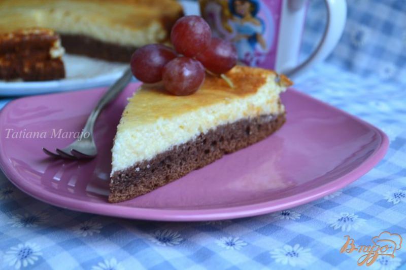 Фото приготовление рецепта: Пирог шоколадно-творожный шаг №9