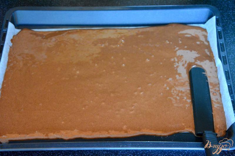 Фото приготовление рецепта: Шоколадные пирожные с кумкватами шаг №5