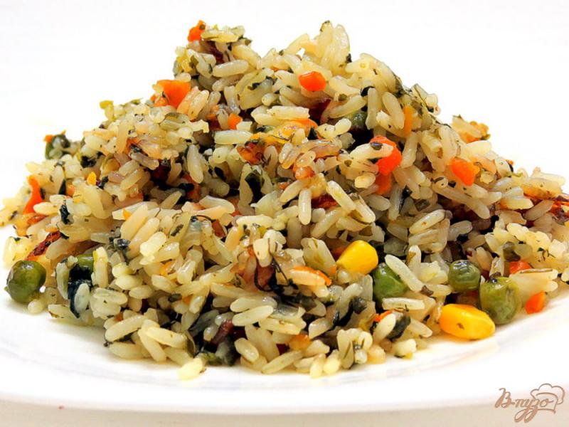 Фото приготовление рецепта: Рис с овощами в мультиварке шаг №8