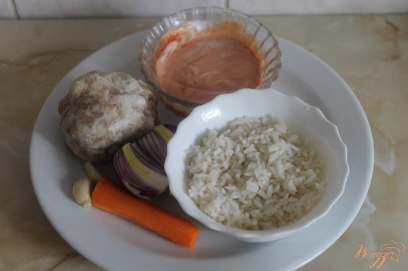Фото приготовление рецепта: Тефтели в сметано - томатном соусе шаг №1