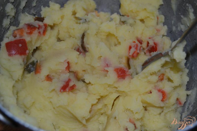 Фото приготовление рецепта: Постные блины с картофелем и зеленью шаг №9