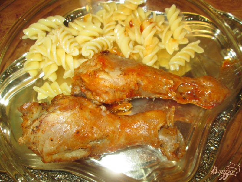 Фото приготовление рецепта: Курица в томатном соке шаг №7