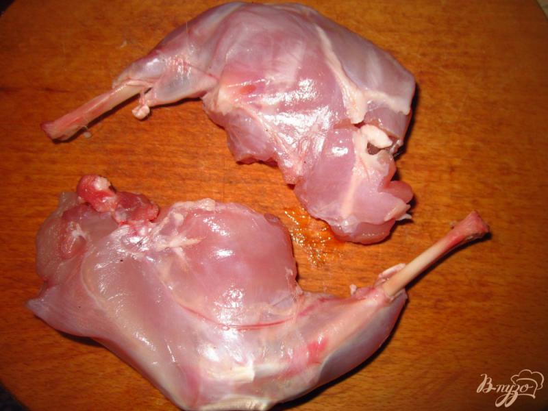 Фото приготовление рецепта: Отбивные из кролика маринованные в кефире шаг №1