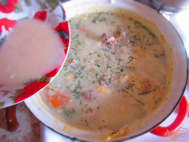 Фото приготовление рецепта: Суп с кроликом и фасолью на молоке шаг №6