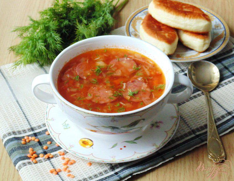 Фото приготовление рецепта: Суп с красной чечевицей и томатом шаг №8