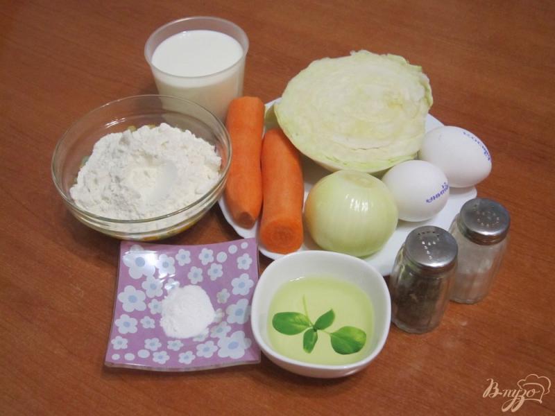 Фото приготовление рецепта: Капустный пирог с морковью шаг №1