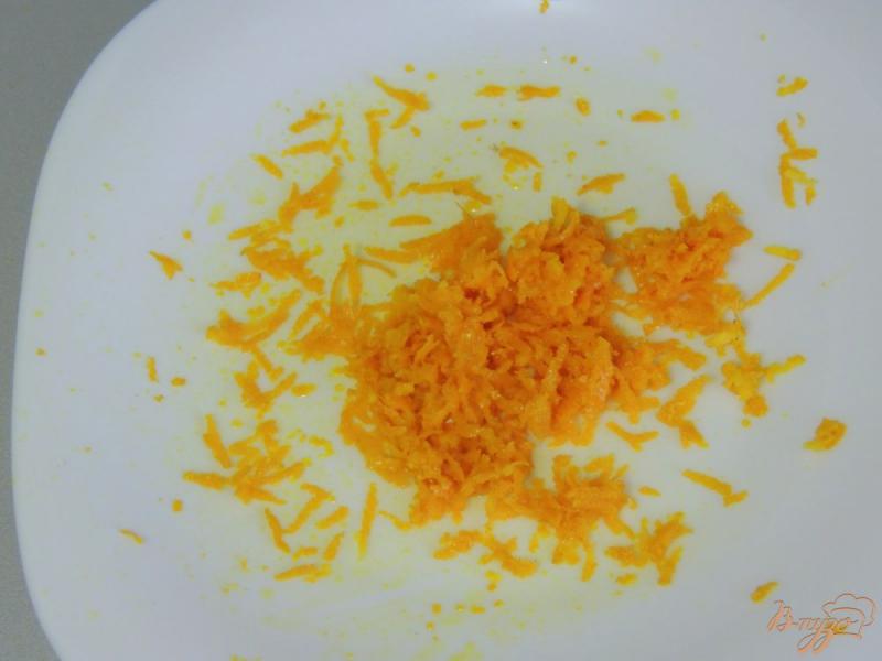 Фото приготовление рецепта: Апельсиновые кексы шаг №1