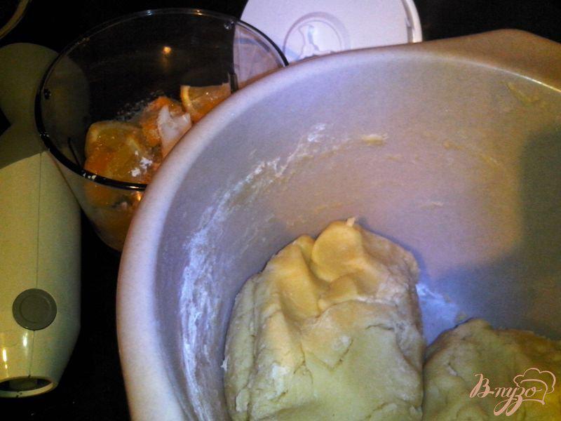 Фото приготовление рецепта: Пирог лимонный шаг №3