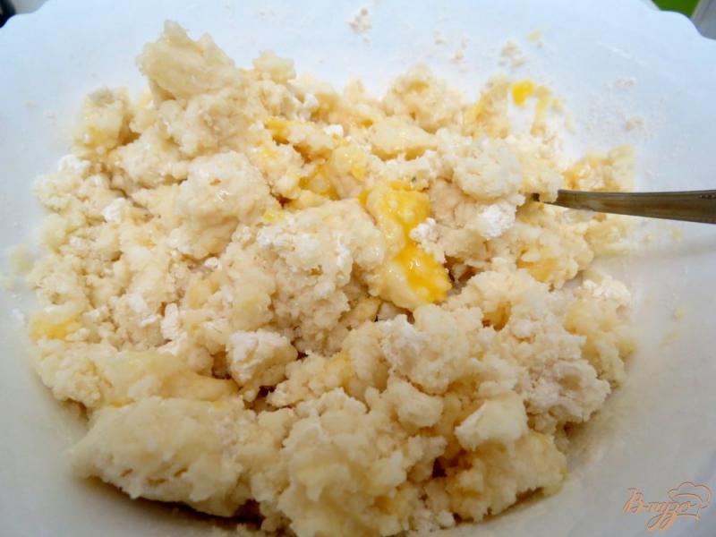 Фото приготовление рецепта: Картофельные клёцки со шпинатом шаг №6