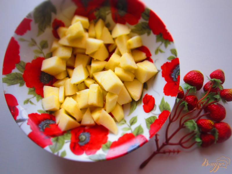 Фото приготовление рецепта: Творожная запеканка с яблоками и маком шаг №3