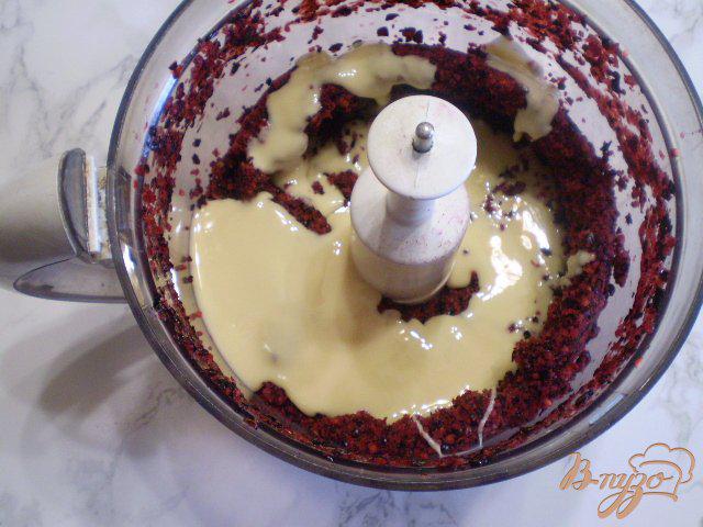 Фото приготовление рецепта: Смородиновое мороженое шаг №3