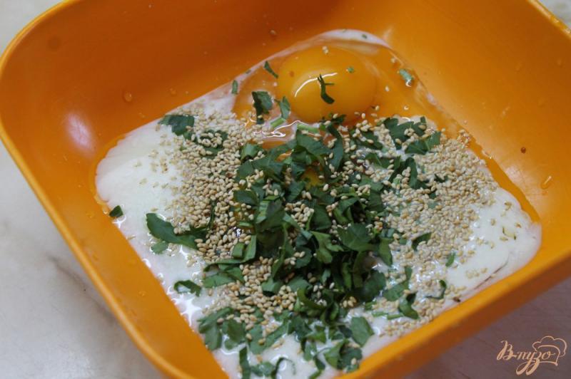 Фото приготовление рецепта: Японский омлет с кунжутом шаг №2
