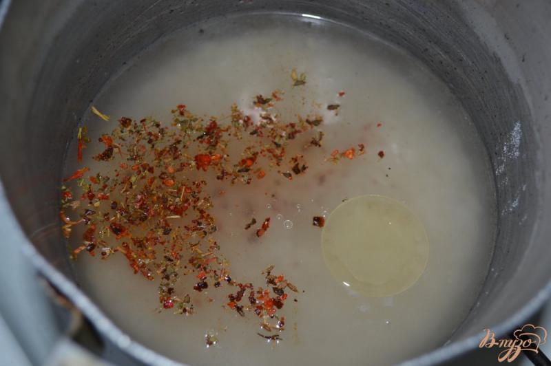 Фото приготовление рецепта: Скумбрия фаршированная рисом с овощами шаг №2