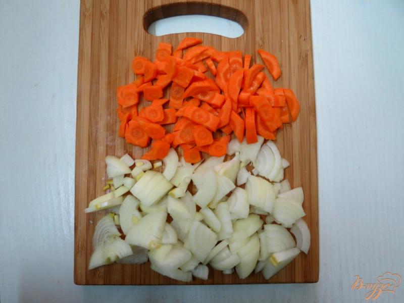 Фото приготовление рецепта: Картофель с копчёностями шаг №3