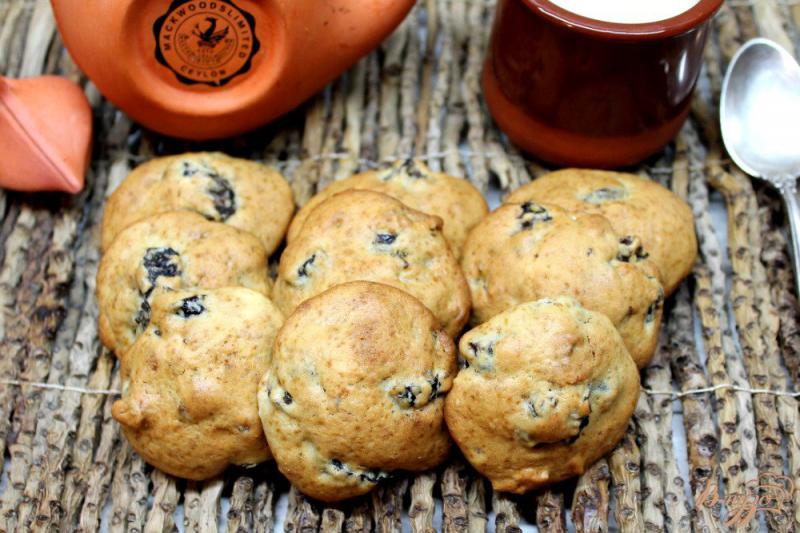 Фото приготовление рецепта: Печенье с черносливом и орехами шаг №6