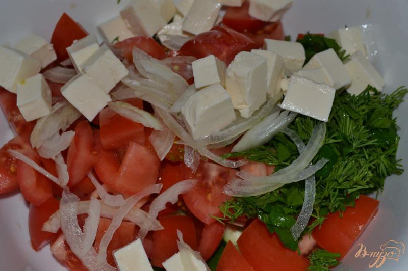 Фото приготовление рецепта: Весенний салат с плавленным сыром шаг №5