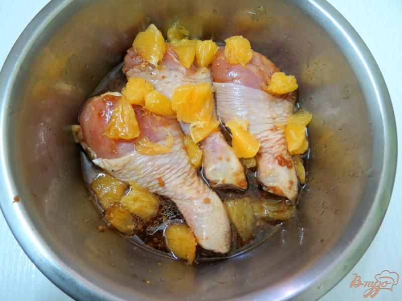 Фото приготовление рецепта: Куриные голени в апельсиновом маринаде шаг №6
