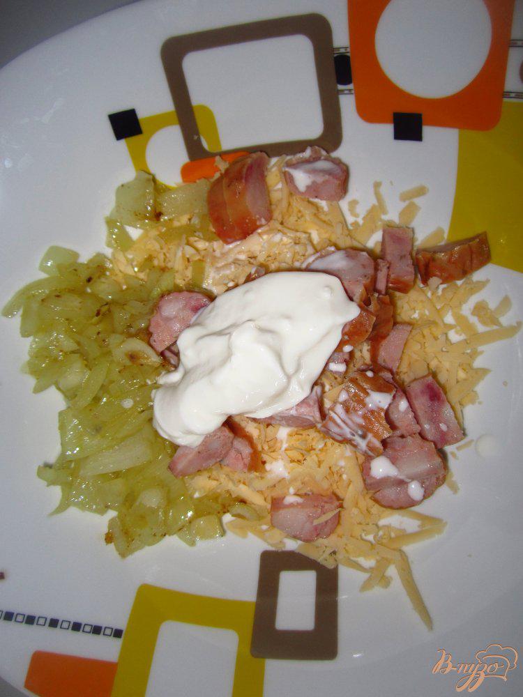 Фото приготовление рецепта: Куриная грудка фаршированная с копчеными сосисками и сыром шаг №3